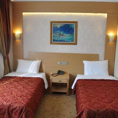 Gebze Palas Hotel Kültér fotó